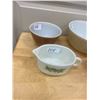 Image 2 : 4 Pyrex Bowls: 1 - 9", 2 - 6", 1 - Gravy Boat