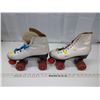 Image 3 : Rollerblades and Dominion Skates