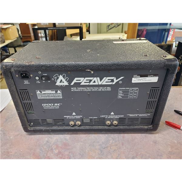 Peavey XR684+ 2 x 400 watts stereo mixer - Schmalz Auctions