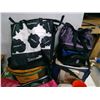 Image 2 : Lot of Misc. - Lunch Kits, Baskets, Plastic Containers