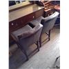 Image 2 : 2 Bar Chairs - 2' Seat, 3' Total Height