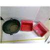 Image 2 : Rubber Pail and 2 Red Feeders