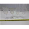Image 2 : 4 Plastic Wine Glasses