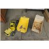 Image 4 : Large Tonka Toys (3) - 2x Dump Trucks & Loader