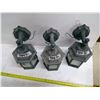 Image 2 : 3 Exterior Home Lights/Lamps
