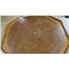 Image 2 : Crokinole Board