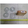 Image 2 : 5 Ash Trays - 4 Glass and 1 Wooden