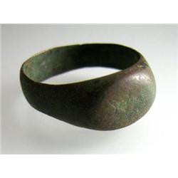PREMIUM ANCIENT ROMAN RING c.200 A.D. #68 - CROSS DESIGN