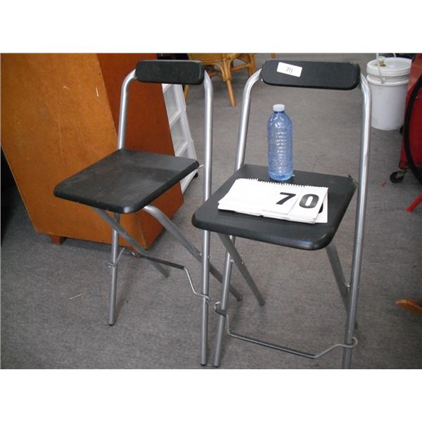 2 Bar Stools