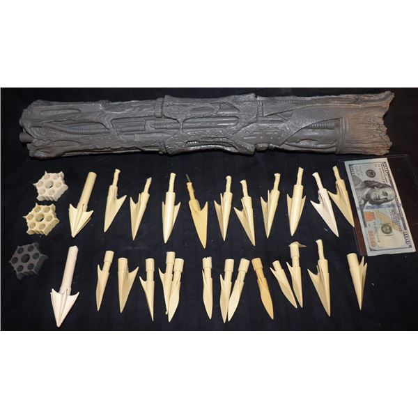 PREDATOR ALIEN SPEAR PRODUCTION CASTING SET