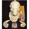 Image 1 : CREATURE FROM THE BLACK LAGOON  BUST VINTAGE MODEL KIT MIKE BURNETT