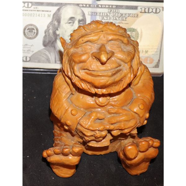 TROLL MAQUETTE CAST AND CREW GIFT?