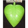 Image 1 : THE WIZARD OF OZ ALICE IN WONDERLAND CHARLIE AND THE CHOCOLATE FACTORY LEAF