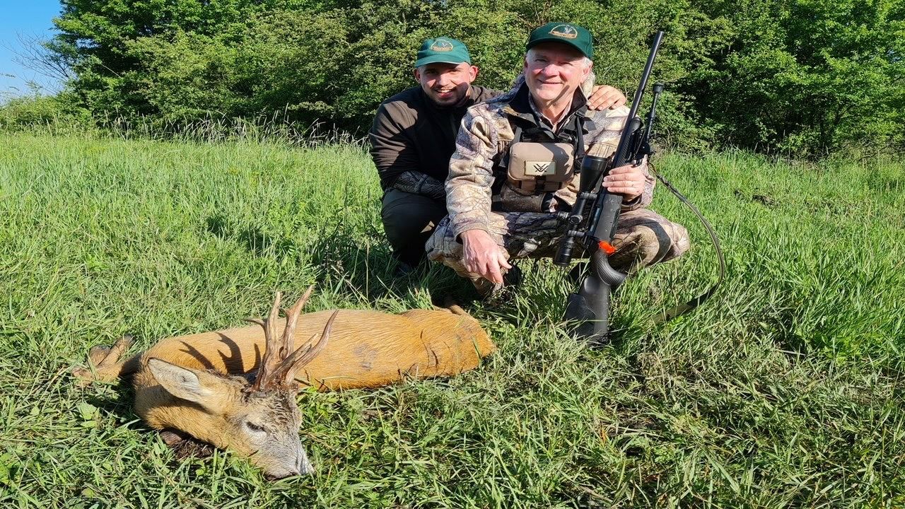 3 day Roe Deer Hunt with 2 sight-seeing days for 2 hunters (or 1 hunter ...