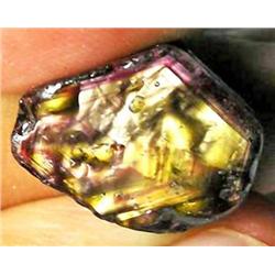 27.85ct. Gorgeous Iridescent Star Effect. Black/Red Ruby Rough