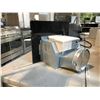 Image 3 : STAINLESS STEEL 36" X 22" RANGE HOOD