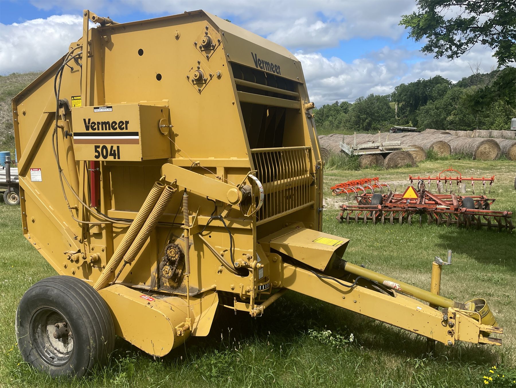 VERMEER 5041 ROUND BALER TWINE ONLY 4 X 5 FT