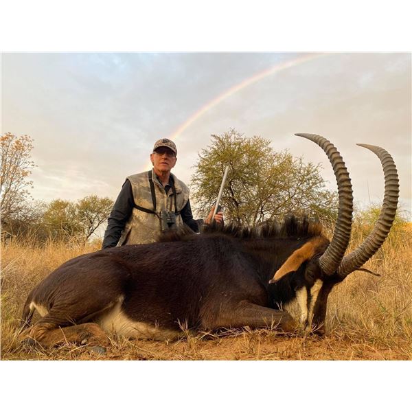 South Africa: 7 Day Roan or Sable Antelope Hunt for 1 Hunter / Includes $3,000 Trophy Fee Credit