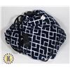 Image 1 : NAVY BLUE HEATED THROW