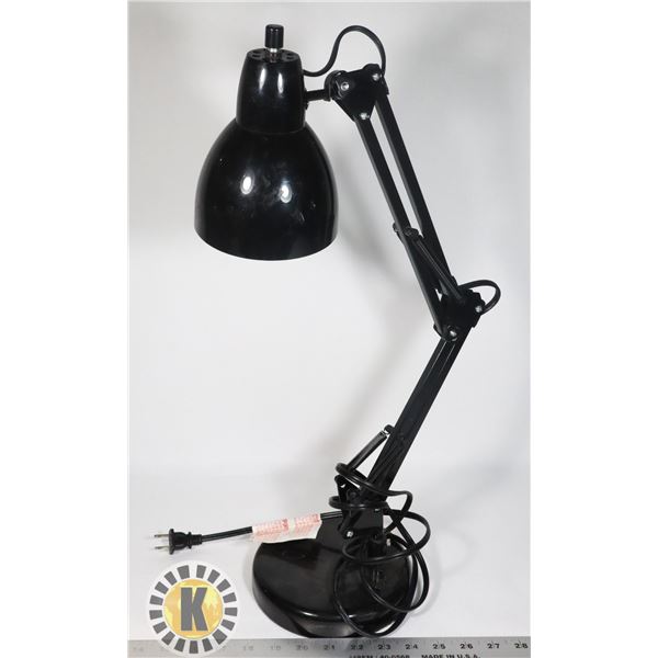 INTERTRK DESK LAMP