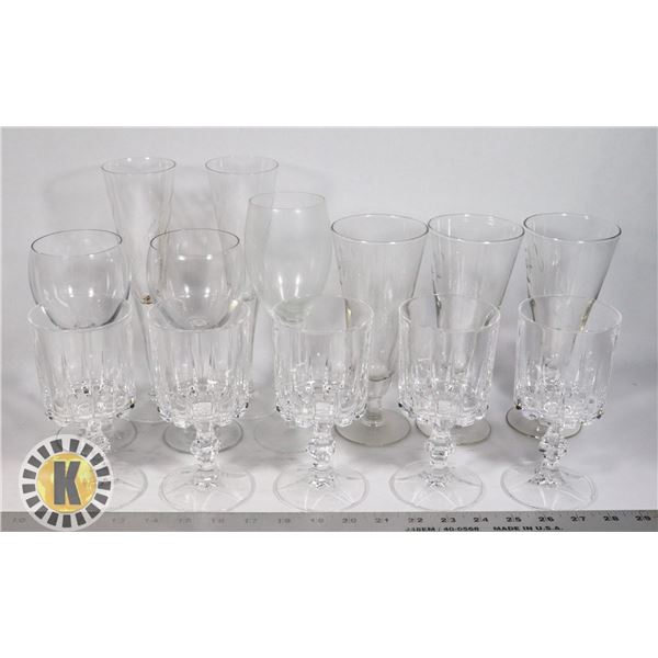 ESTATE BOX FOOTED GLASSES