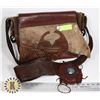 Image 1 : WOMENS LEATHER SHOULDER BAG AND COIN PURSE