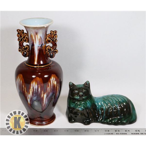 VINTAGE BLUE MOUNTAIN POTTERY CAT SOLD WITH