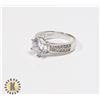 Image 1 : 14K WHITE GOLD RING SIZE 6.5