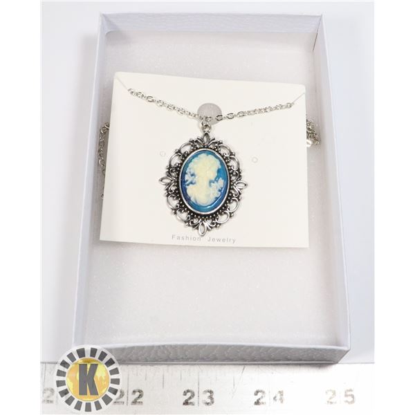 NEW ANTIQUE STYLE CAMEO PENDANT NECKLACE