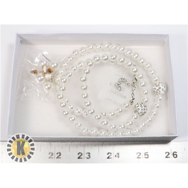 NEW FAUX PEARL SET INCLUDES NECKLACE, BRACELET AND