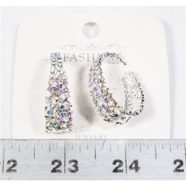 RHINESTONE OVAL HOOPS WITH RHINESTONES