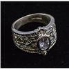 Image 1 : Women's Ring with Oval Gemstone