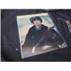 Image 7 : Vintage Pocket Knives, Metal Cigarette Holders, Hat Romohocobchoe MOP YY & Signed Photo