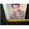 Image 13 : Qty 10 Celebrity Photos: Raquel Welch, Randy Travis & Others, Some Signed