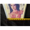 Image 13 : Qty 10 Celebrity Photos: Sally Field, Bob Newhart Cast & Others, Some Signed