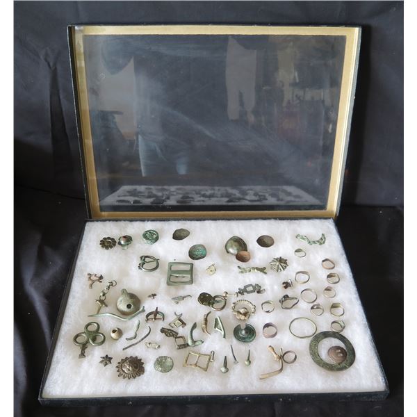 Multiple Rings, Pins, Brooches & Metal Pieces: Flowers, Nails, Stars, etc in Display Case 16"L
