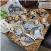 Image 1 : 16 COLLECTIBLE STAR TREK FIGURINES WITH ENTERPRISE AND TRICORDER