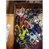 Image 3 : TRAY OF SCISSORS