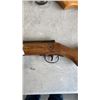 Image 3 : MADE IN HUNGARY AIR GUN AND MODEL 61 SHANGHAI CHINA AIR GUN