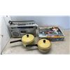 Image 1 : SANYO BOOMBOX WITH FOOD STRAINER AND POTS