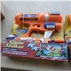 Image 3 : 2 NEW SUPER SOAKER FLASH FLOOD WATER GUNS