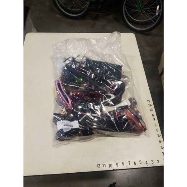 BAG OF SUNGLASSES