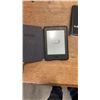 Image 2 : 2 AMAZON KINDLE EREADERS