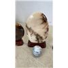 Image 3 : 3 NEW PAINTABLE STONE STANDS AND MARBLE ORB