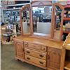 Image 1 : PALLISER DRESSER WITH MIRROR