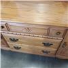 Image 4 : PALLISER DRESSER WITH MIRROR