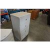 Image 2 : 4 DRAWER WHITE CHEST OF DRAWERS AMD WHITE CORNER ENDTABLE