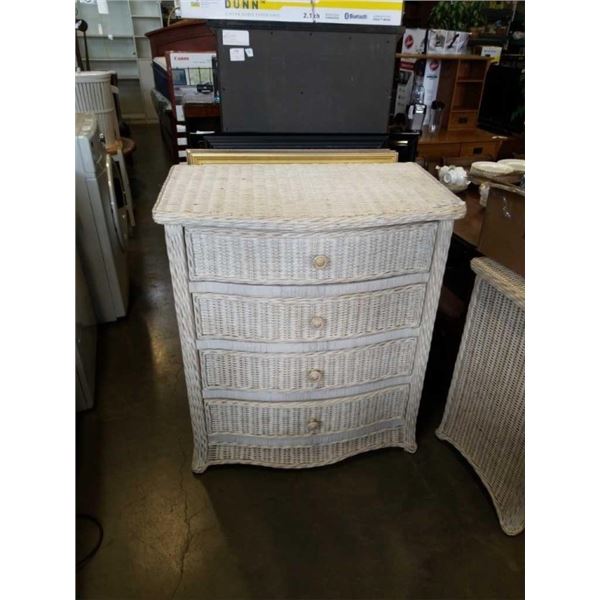 WHITE WICKER 4 DRAWER CHEST OF DRAWERS