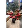 Image 2 : 2 ARTIFICIAL TREES