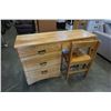 Image 1 : 4 DRAWER MAPLE DESK WITH CHAIR